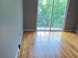 203 Custer Ave #2L, Newark, NJ 07112