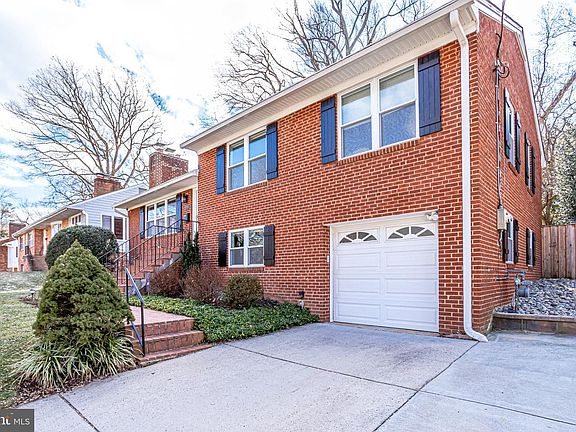3rd image of 3934 N Woodstock St