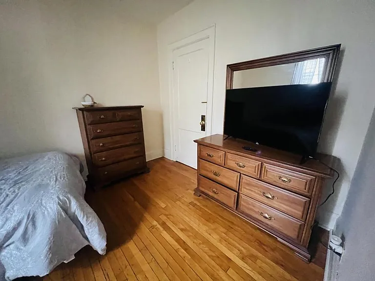 31 Pleasant St — Photo 10