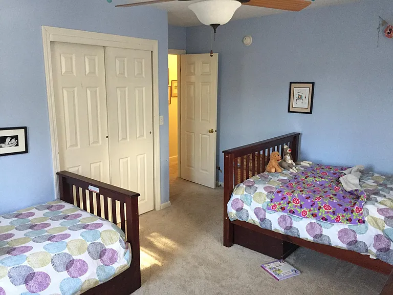 77 Rowell Rd E — Photo 10