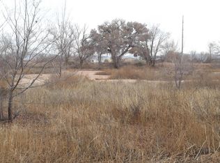 19 Riley Ln, Los Lunas, NM 87031