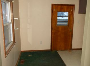 102 Short St, Waynetown, IN 47990