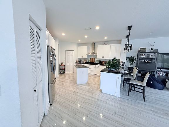 5th image of 20263 Monteverdi Cir