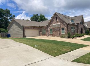 1027 Crestview Rdg, Helena, AL 35080