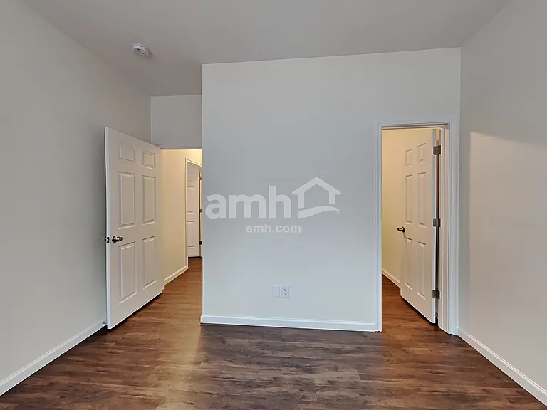 73 N Highland Dr — Photo 11