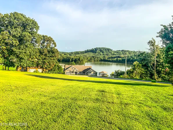 7960 Morganton Rd, Greenback, TN 37742