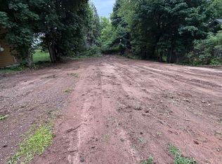 608 Vine St, Ishpeming, MI 49849