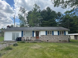 250 Valley View Est, Lebanon, VA 24266