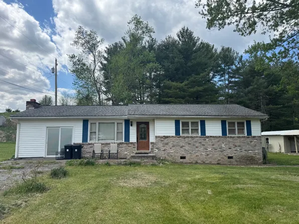 250 Valley View Est, Lebanon, VA 24266