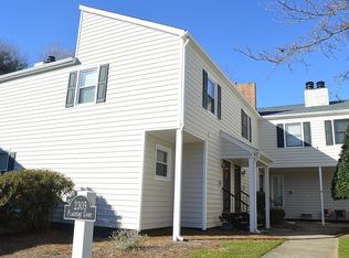 2305 Flagstone Ct, Winston Salem, NC 27103