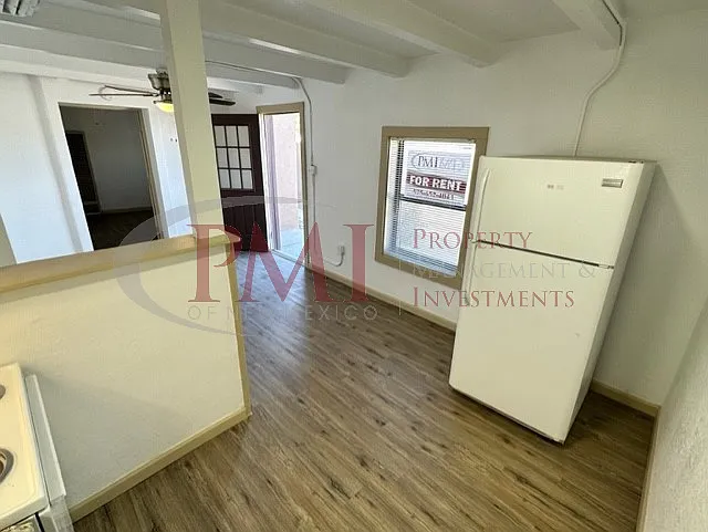 2106 College Street #6 — Photo 26