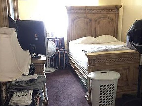 2nd image of 6 Almeda Ave