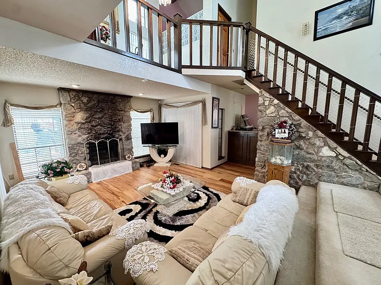 2825 Tealwood Dr — Photo 7