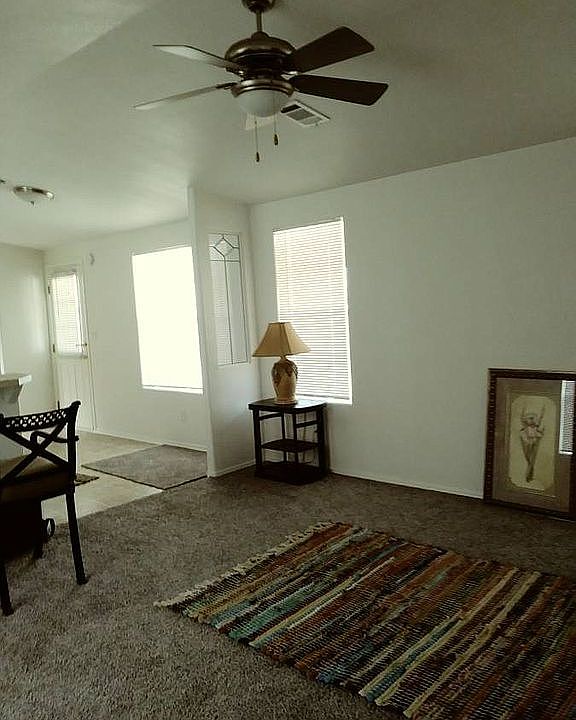 1st image of 3115 N Fairview Ave #8