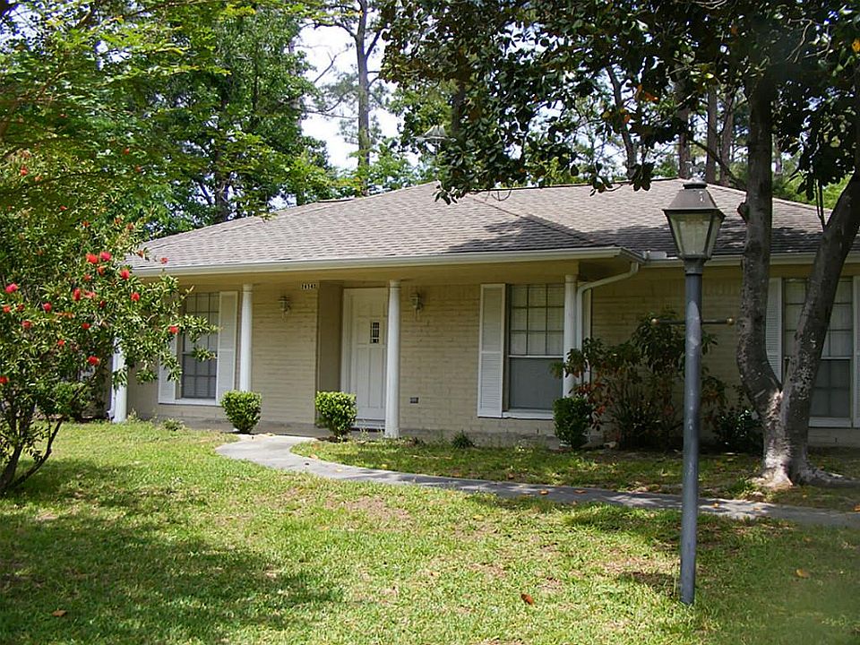 1st image of 26542 Westwood Dr