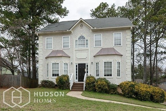 Hudson Homes Management - Front of Home