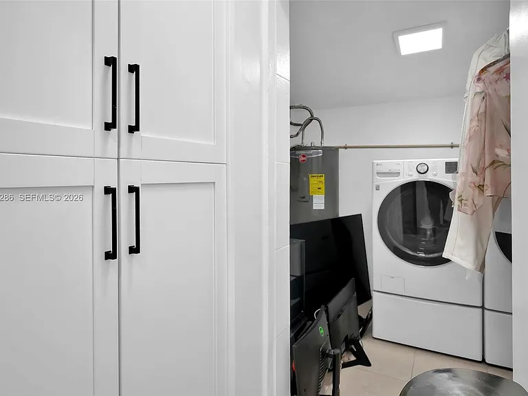 6820 SW 86th Ave — Photo 37