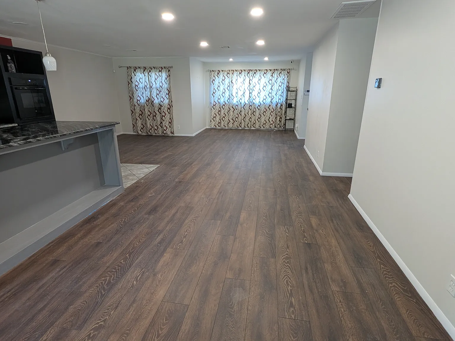 3 bed, 1700 sqft, $1,650 — Photo 4