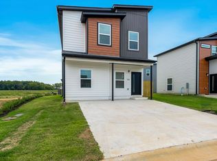 901 Ventnor Ave, Bentonville, AR 72713