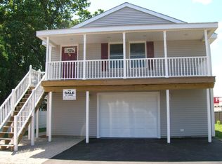 95 John St, Westerly, RI 02891