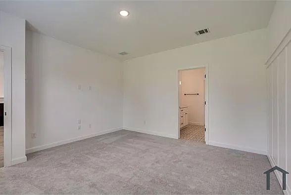 1412 Victoria St — Photo 14