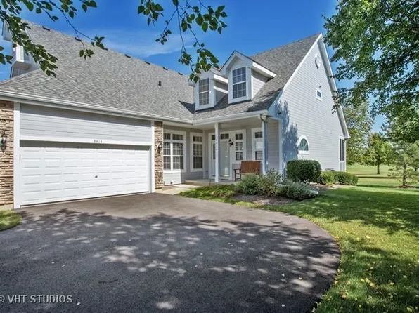9414 Georgetown Ln, Crystal Lake, IL 60014