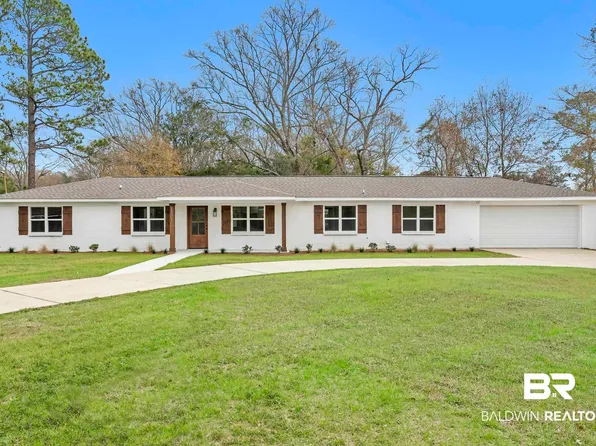 11381 Normandy Dr S, Semmes, AL 36575
