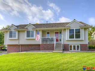 15655 Lafayette Ave, Omaha, NE 68118