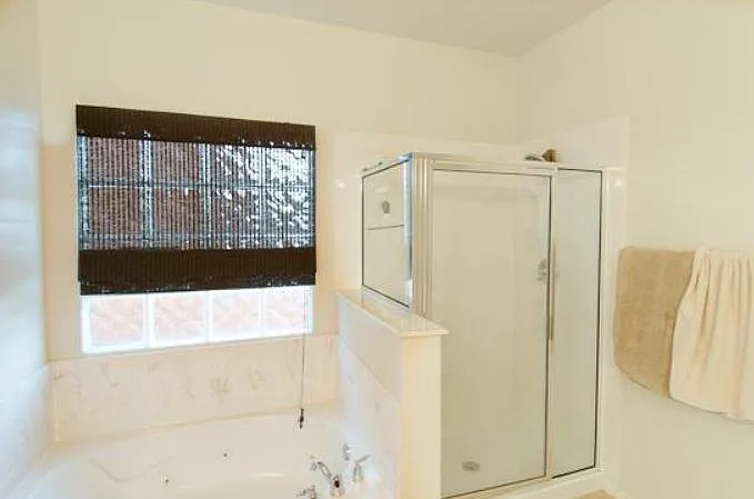 3348 Lockerbie Dr SE — Photo 21