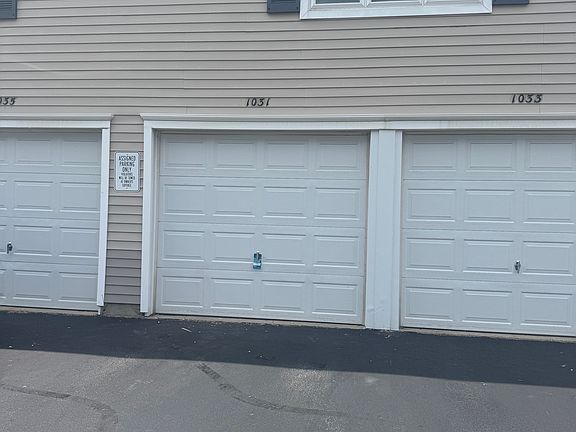 2nd image of 1031 Cove Dr