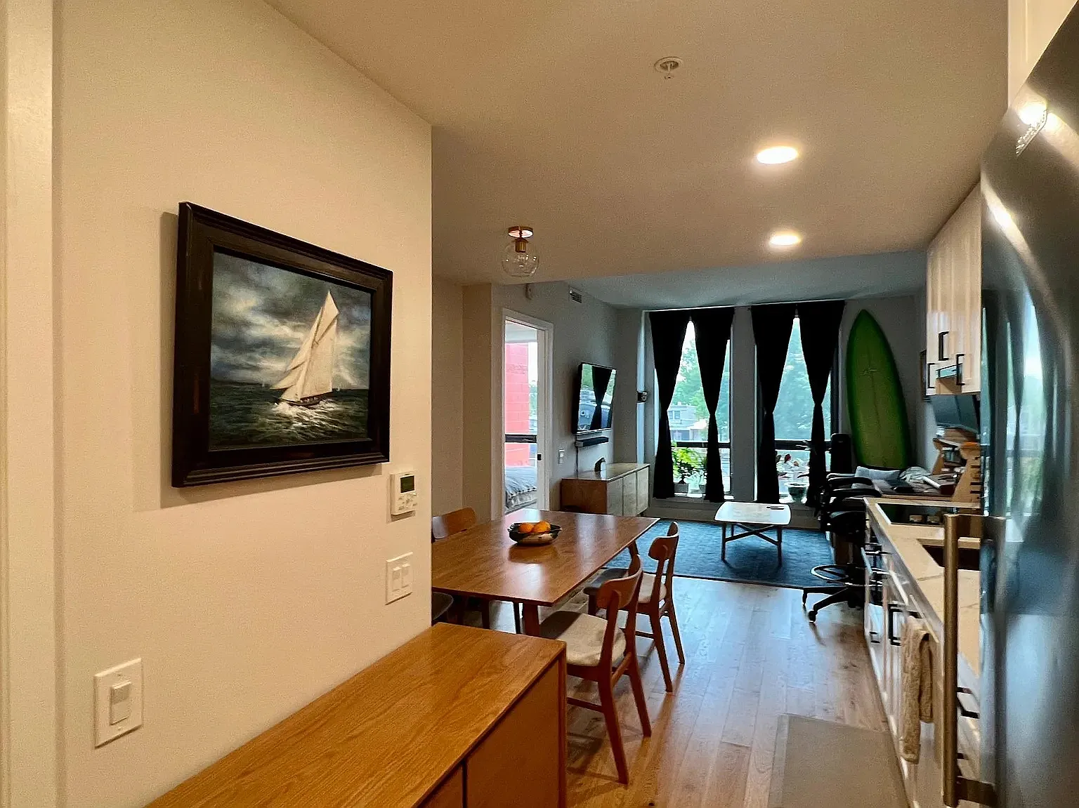 1 bed, 670 sqft, $2,350 — Photo 3
