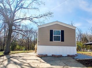 95 Deerwood Park, Centralia, IL 62801