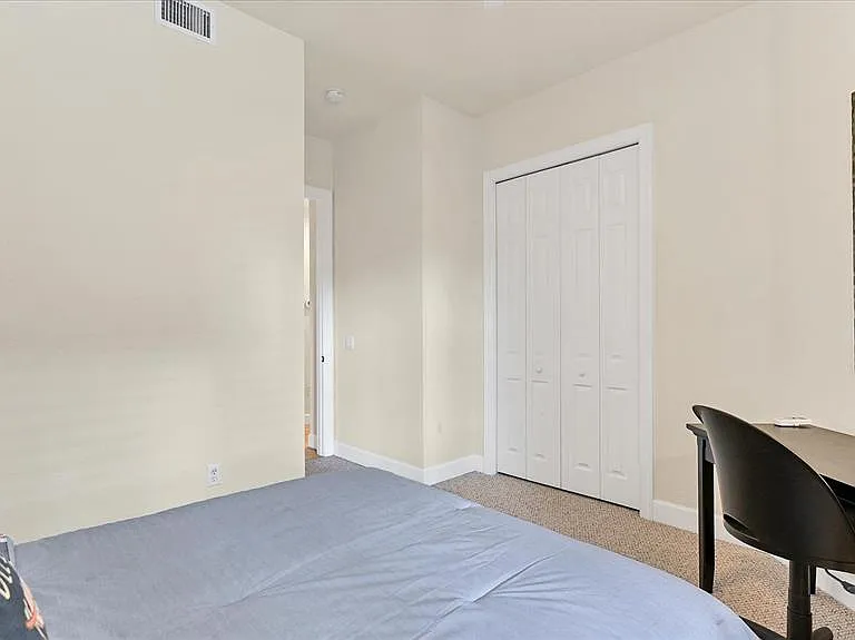 5433 46th Ct W — Photo 24