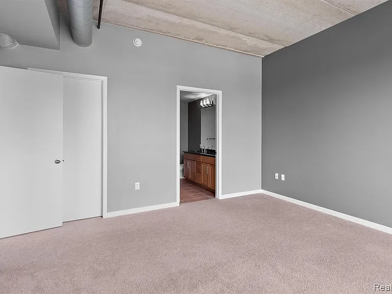3670 Woodward Ave #314 — Photo 19