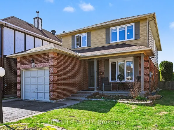 117 Beechfern Dr, Ottawa, ON K2S 1E4