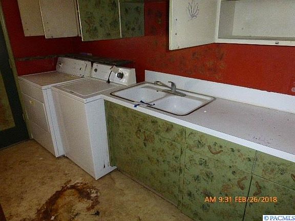 3rd image of 718 S Almira Ave