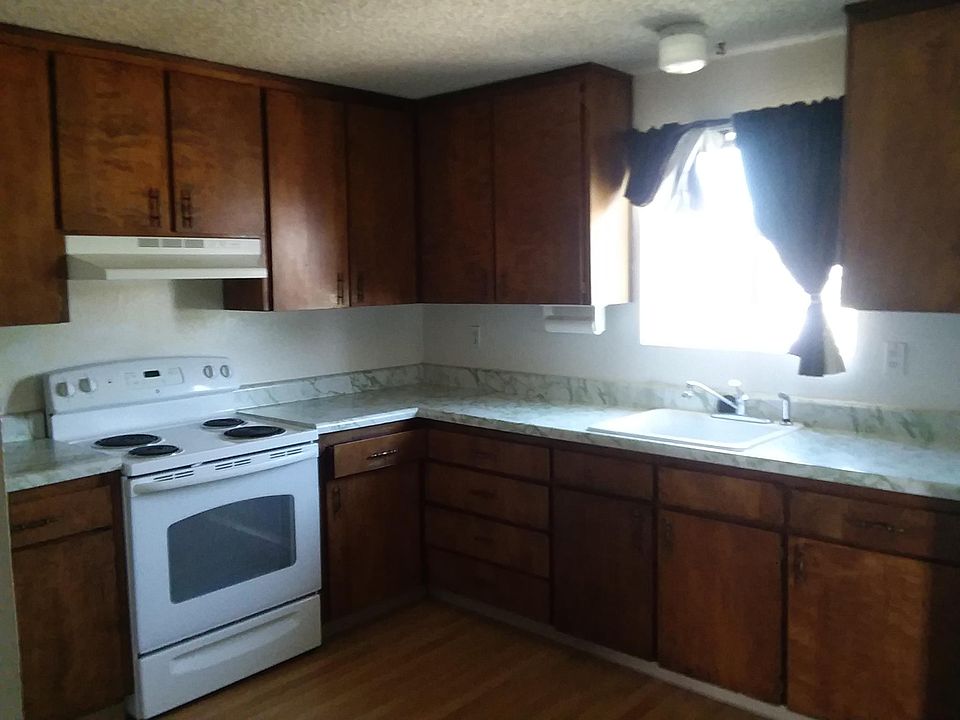 1st image of 1404 N Edmonds Dr