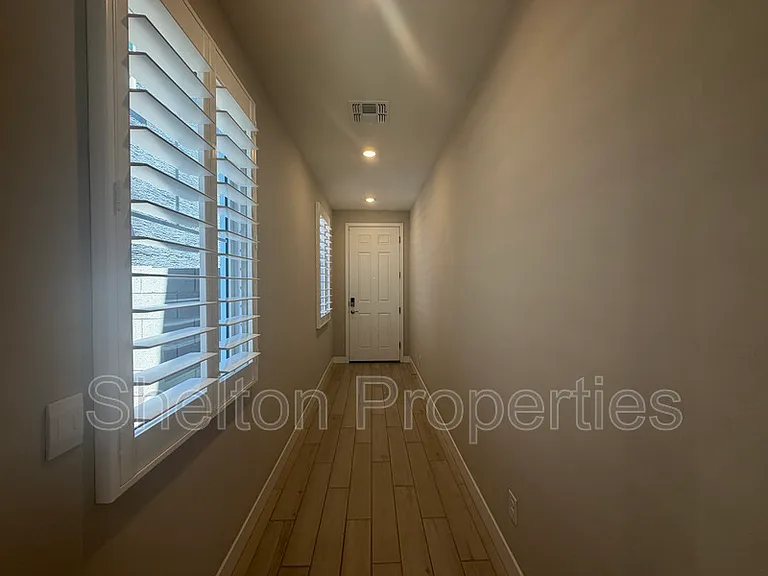 26329 N 24th Dr — Photo 4