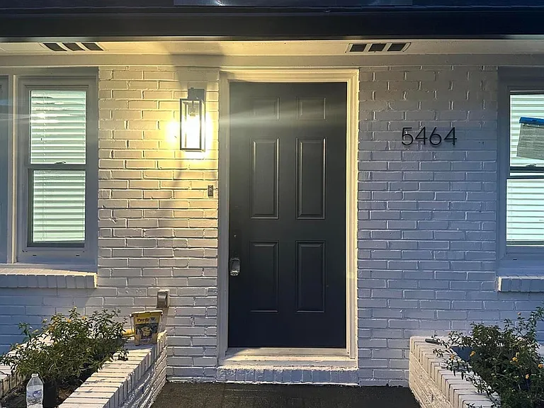 5464 Crown Ave — Photo 5