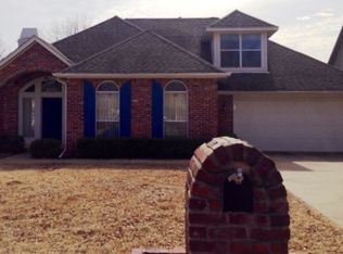 8916 E 100th Ct, Tulsa, OK 74133