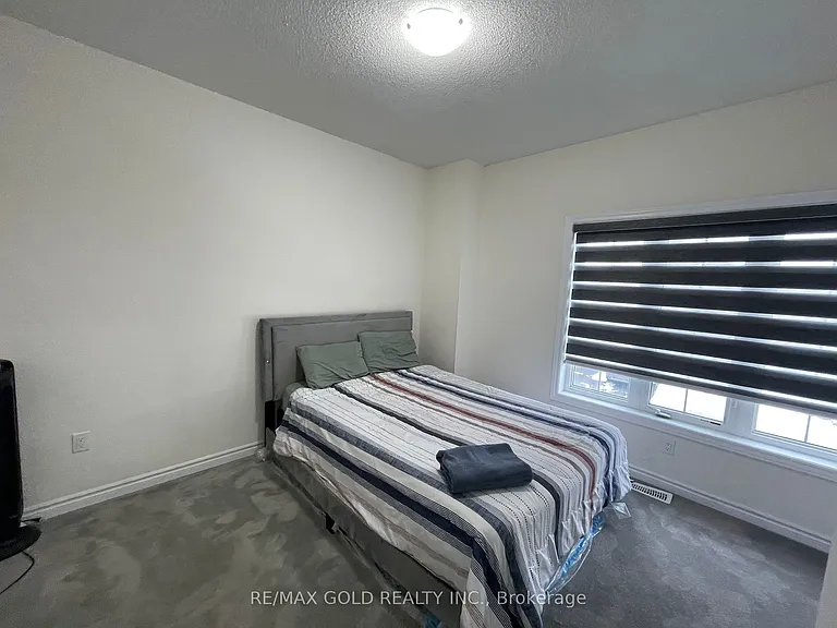 537 Veterans Dr — Photo 47
