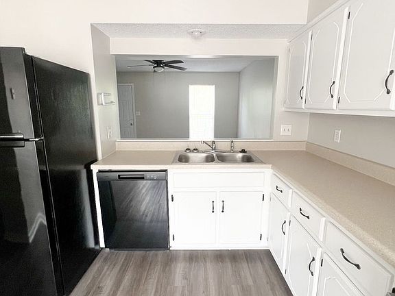 5th image of 1232 Parkway Pl APT B