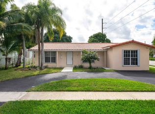 5524 Cleveland St, Hollywood, FL 33021