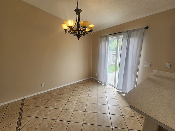 5th image of 2101 W Curlew St
