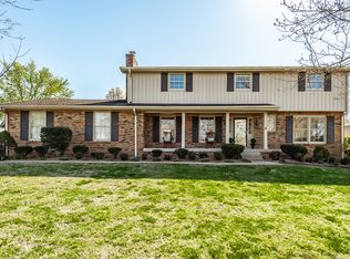 2718 Meadow Rose Dr, Nashville, TN 37206