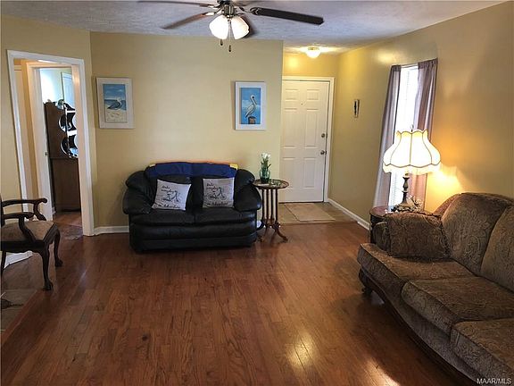 3rd image of 3729 Carriage Oaks Dr