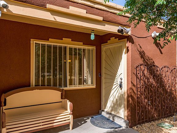 3rd image of 1325 La Poblana Rd NW