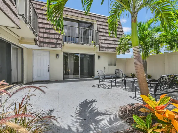 7315 73rd Way, West Palm Beach, FL 33407