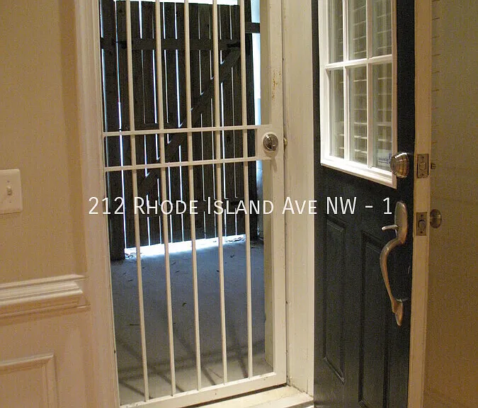 212 Rhode Island Ave NW #1 — Photo 30