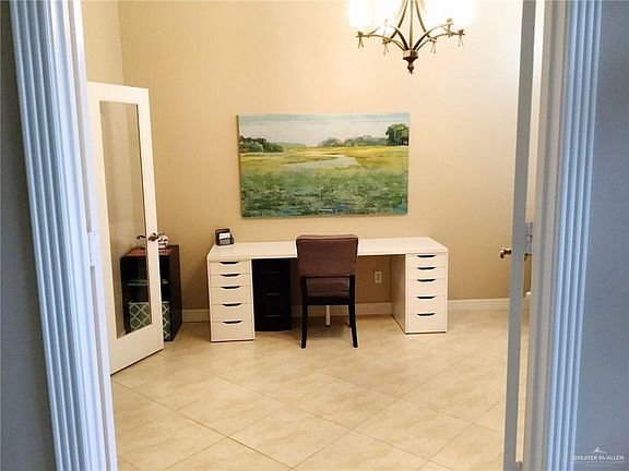 3rd image of 2625 Hylton Ave #71